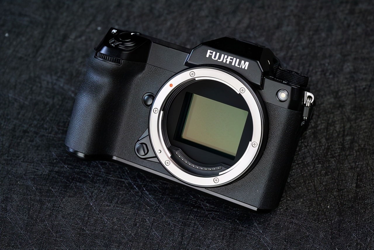 富士gfx50sii视频测试,一亿像素富士gfx100s高感