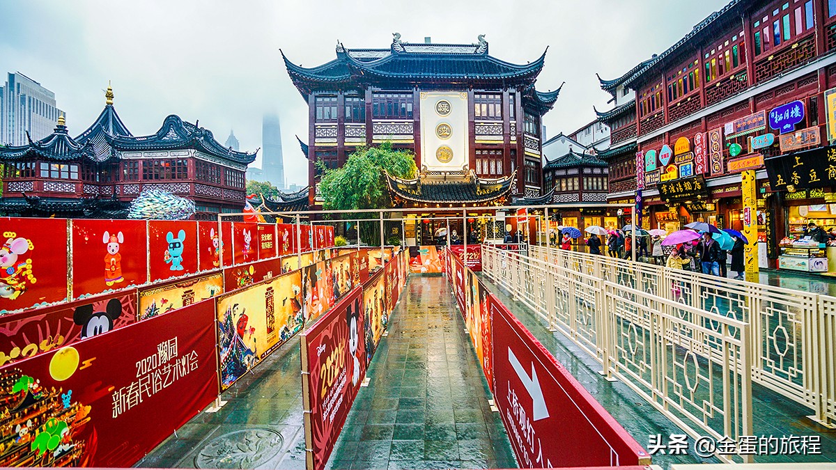 直击今年上海城隍庙豫园灯会,免费的豫园灯会在硬撑,并不建议去