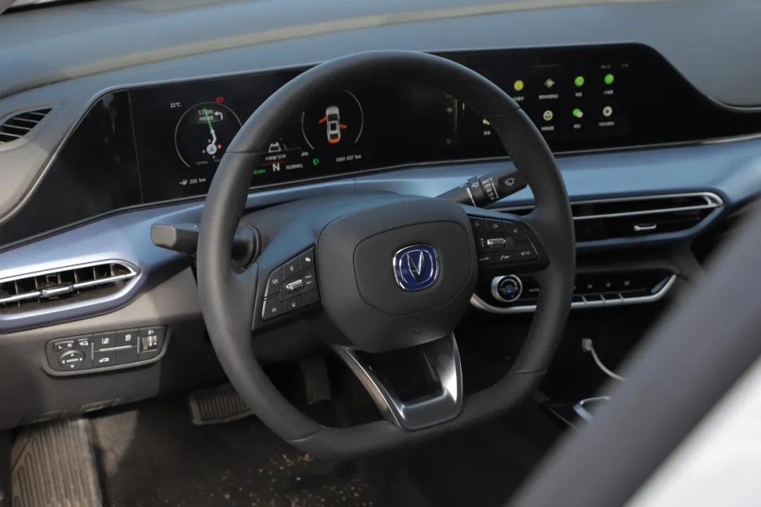 长安逸动ev试驾视频,长安逸动ev纯电动车质量怎么样