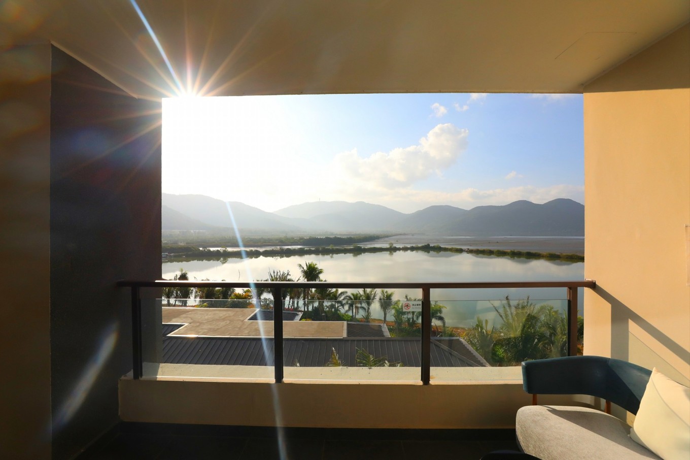 三亚自由行5天4晚亲子游攻略,寒假三亚5天4晚3人亲子游团购