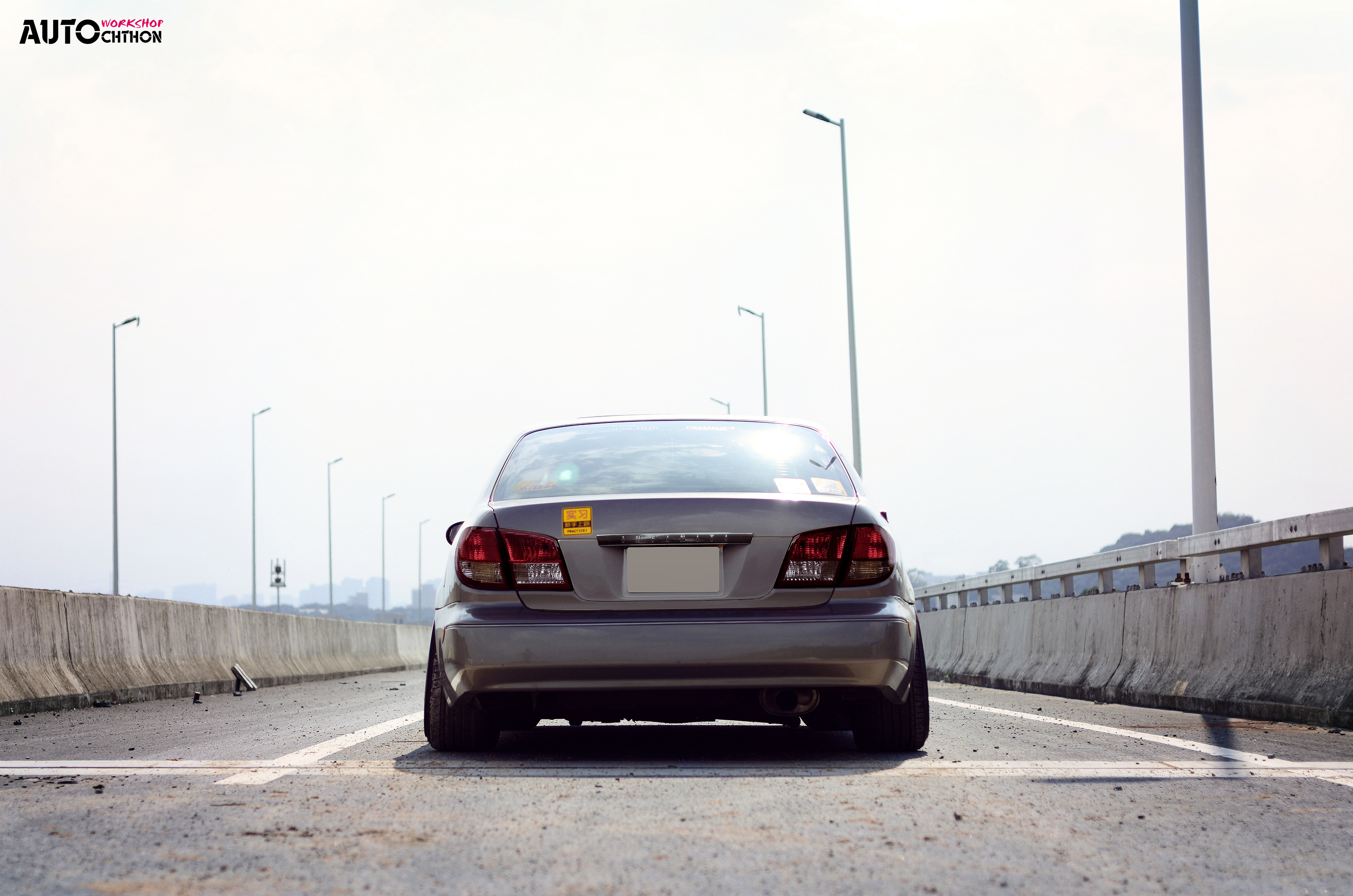 与爸爸一起玩遥控越野车,和父亲一起玩赛车游戏