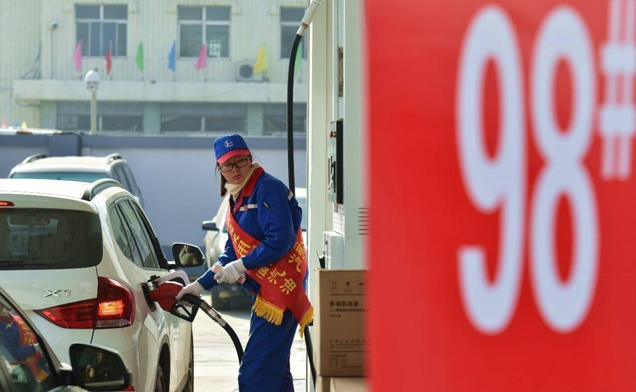 加油站工资一万元一月吗,加油站工资2000有必要去吗