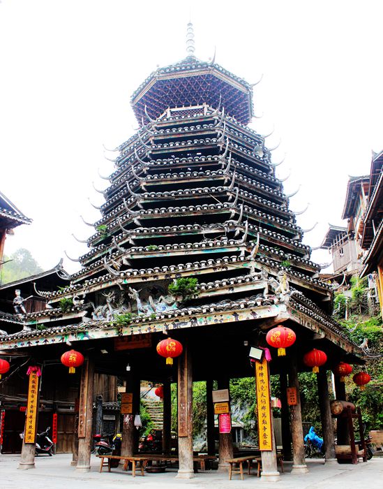 贵州省少数民族侗寨,贵州肇兴侗寨和千户苗寨的区别