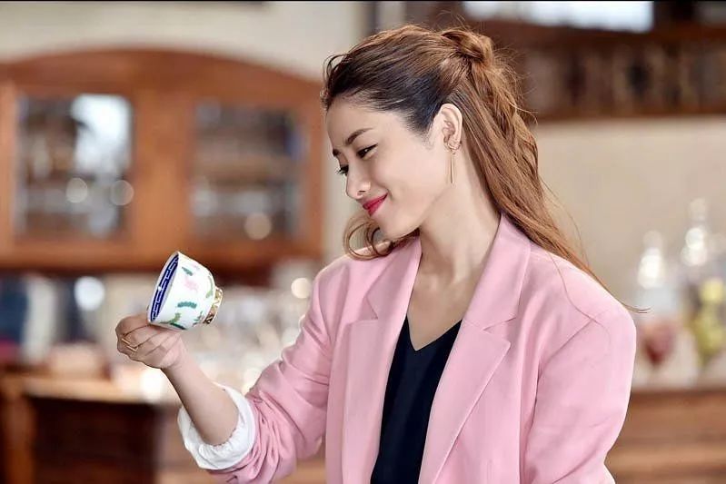 石原里美能自愈吗 (石原里美的2020年的样子)