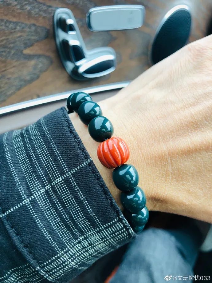 高格调手腕配饰,秋季时尚小配饰