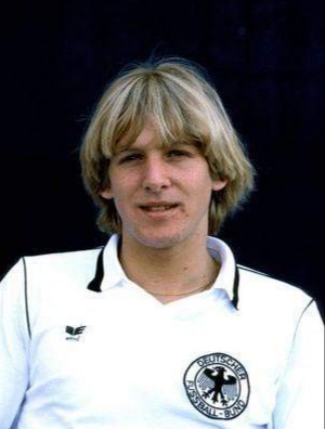 足坛十大搞笑外号大全,足球球员外号一览表