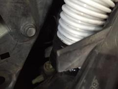 led大灯进水有雾气怎么办,大灯进水放了干燥剂也不管用