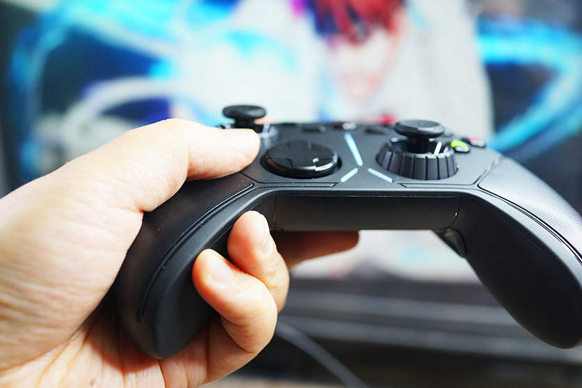 北通阿修罗3手柄灵敏度,可调摇杆灵敏度的游戏手柄