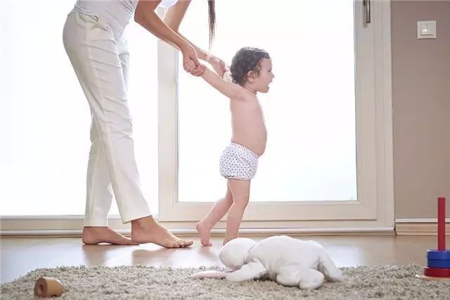 春暖花开宝宝穿衣服,春暖花开宝宝怎么穿衣