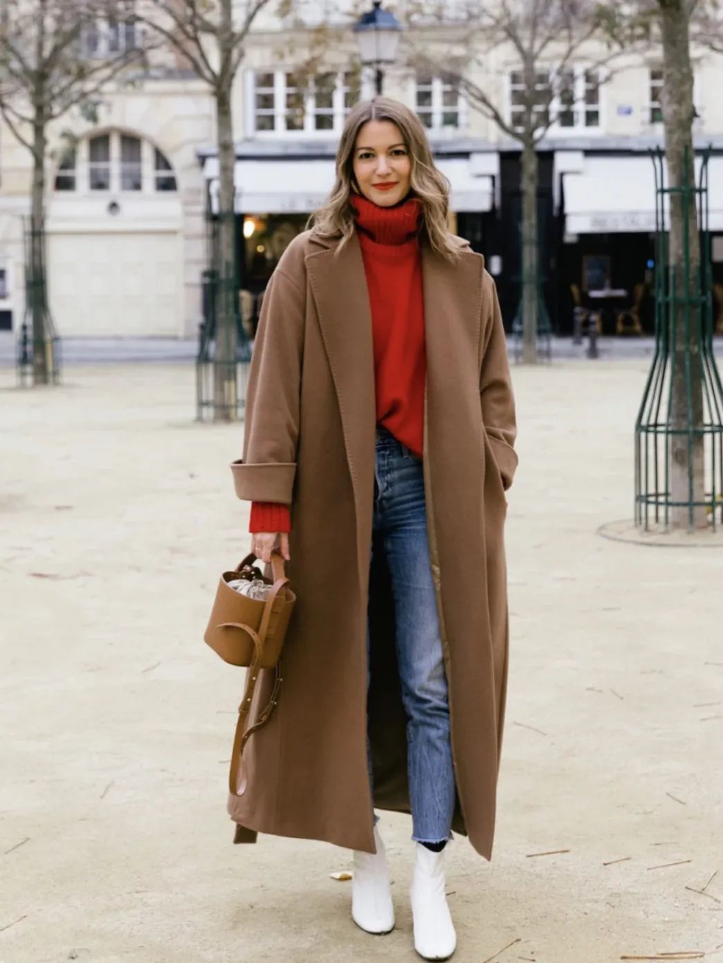 “宝贝,今天吃了什么主食。”“节衣缩食。”