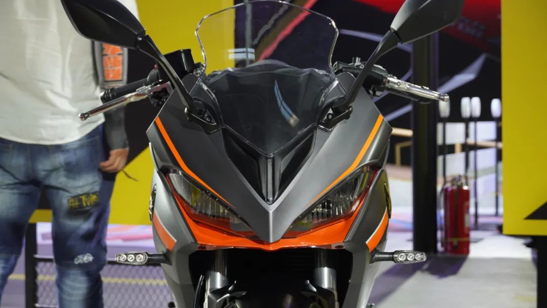 北京车展|赛250公布售价19999元/贝纳利黄巡5.98万，1200GT9.98万