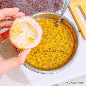 夏日开胃餐百香果柠檬蜂蜜茶,百香果柠檬茶承包你一整个夏天