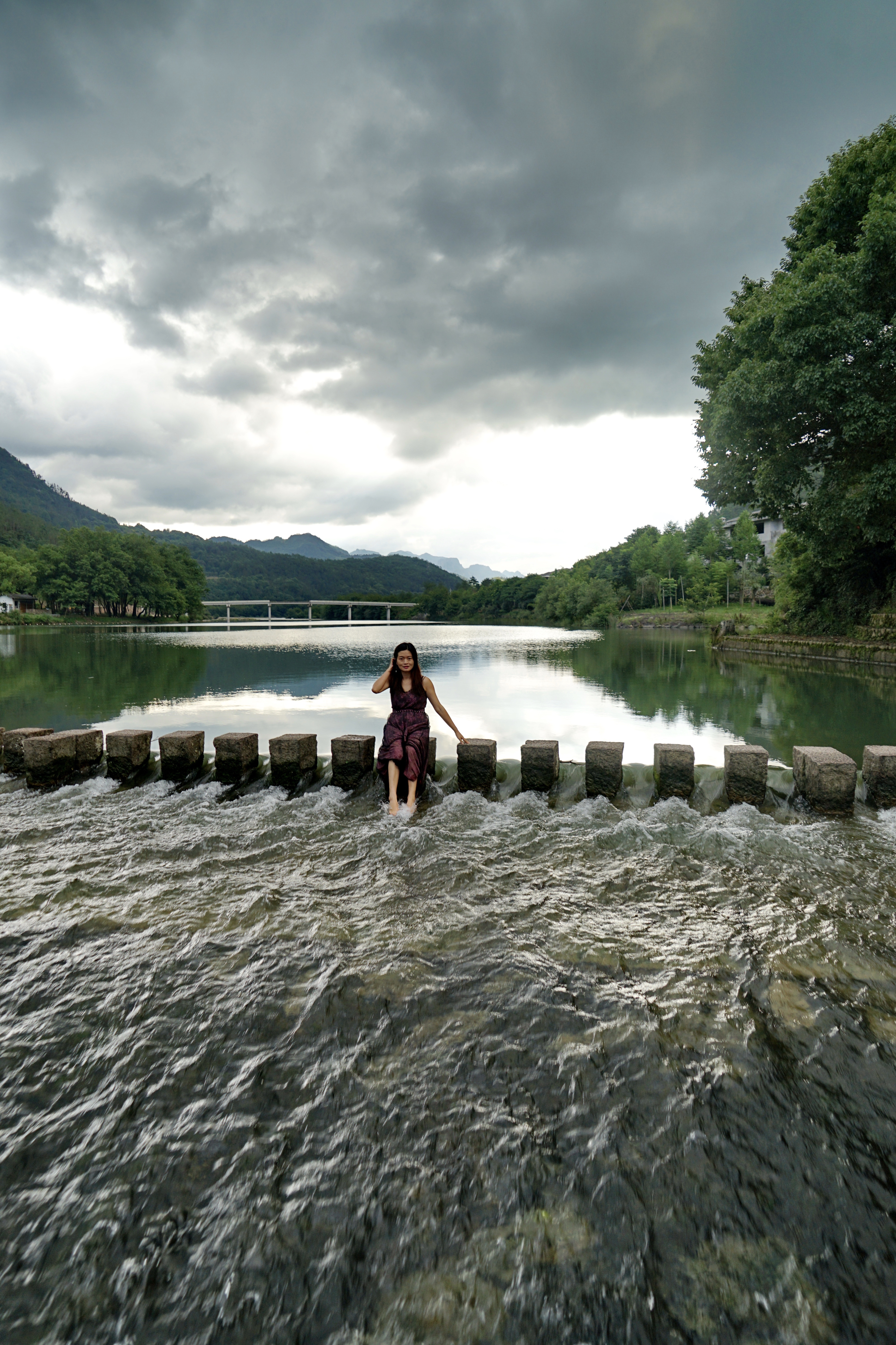 暑假凉快不晒的旅游地方,暑假避暑胜地最佳地方