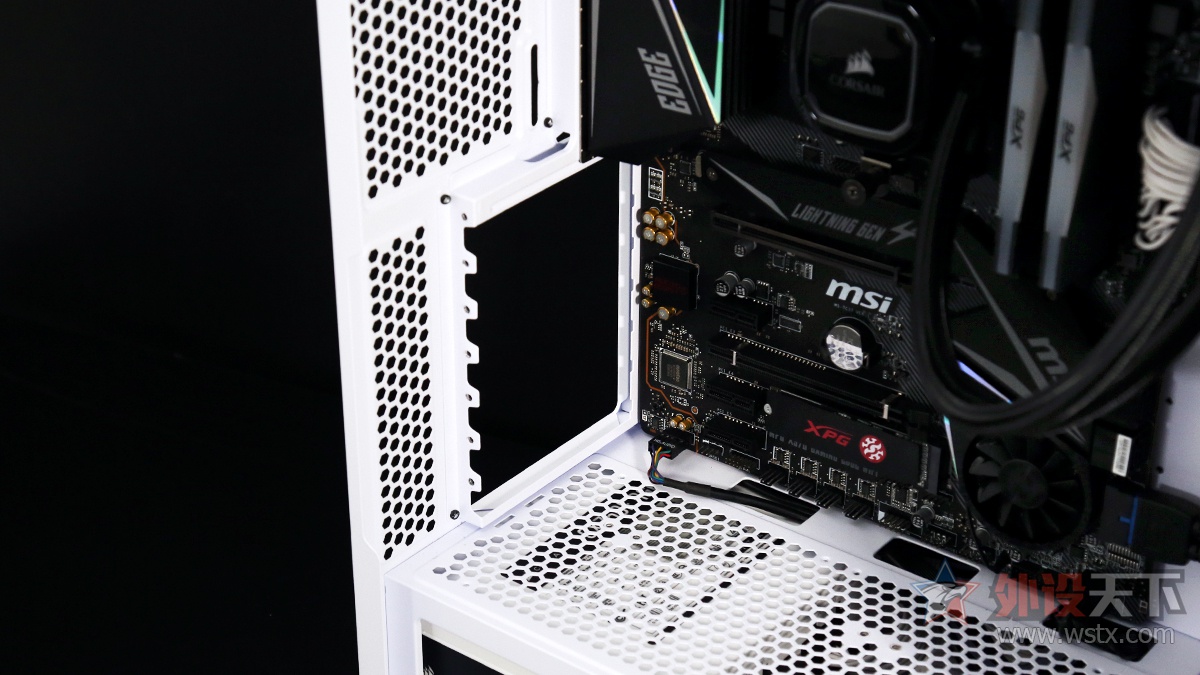 威刚入侵者烈日版,威刚xpg选哪个