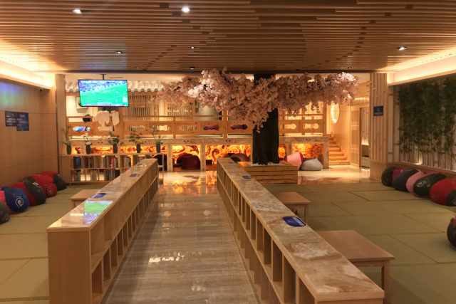 东莞西湖乐园恒温游泳馆,东莞水立方游玩