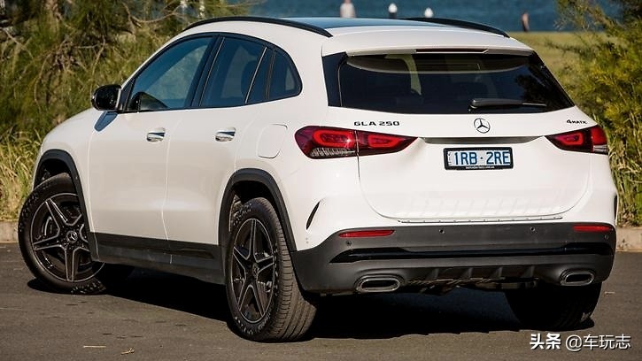 2017款奔驰gla250落地多少钱,奔驰gla250报价及图片