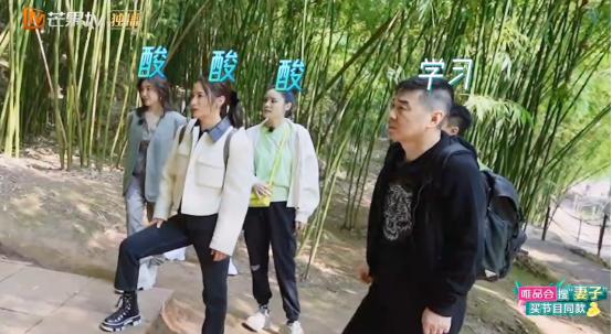 秀恩爱热搜,秀恩爱被秀哭