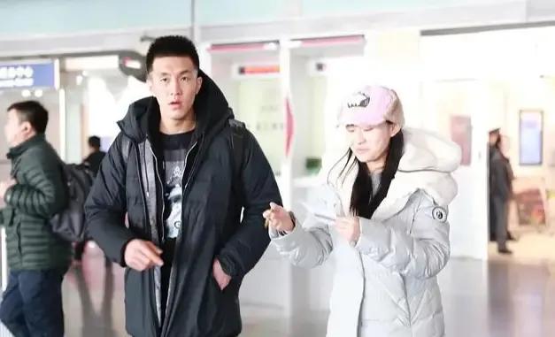 郭艾伦周琦参加吐槽大会第几季,周琦吐槽郭艾伦