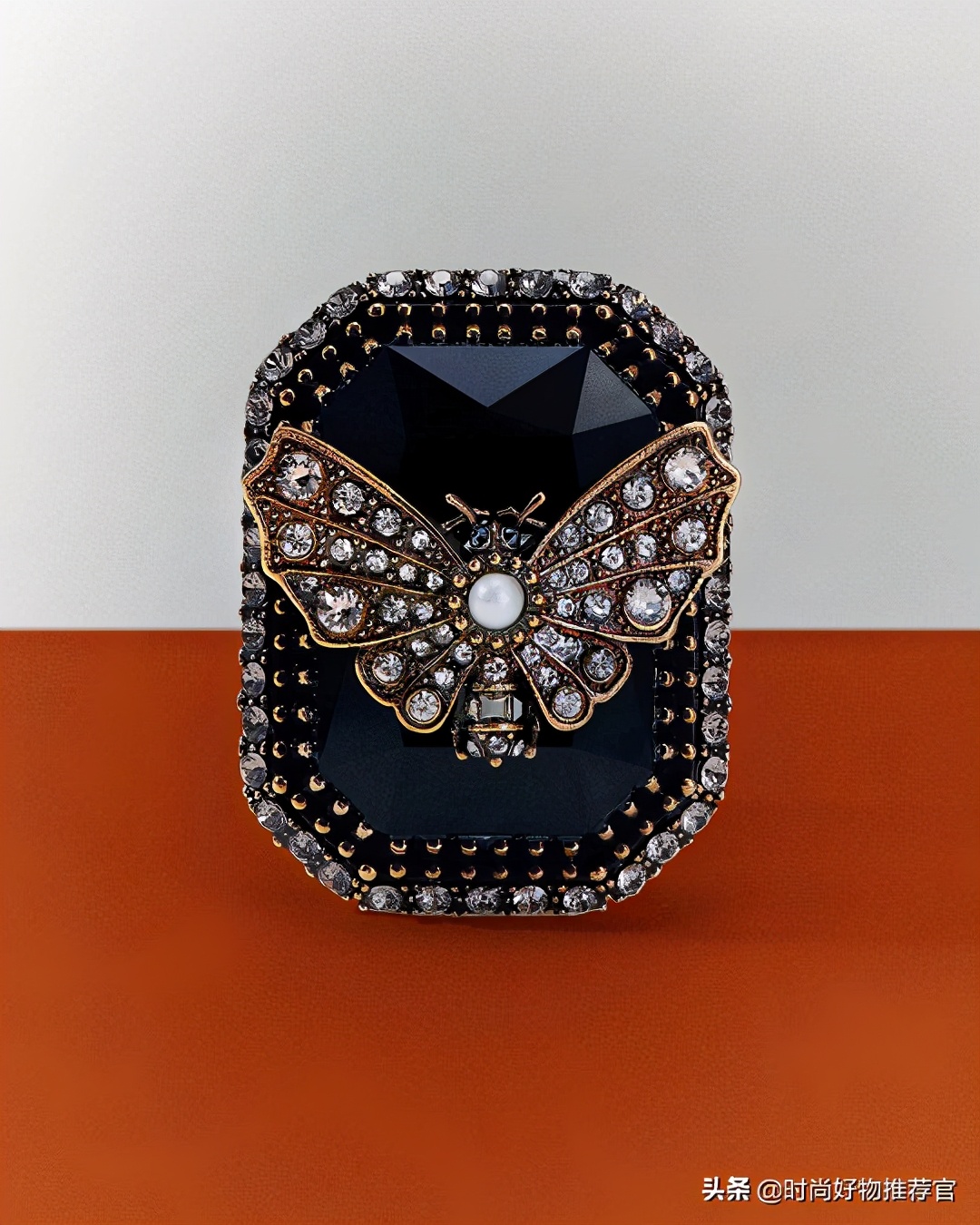 麦昆粉色包包,麦昆女包骷髅