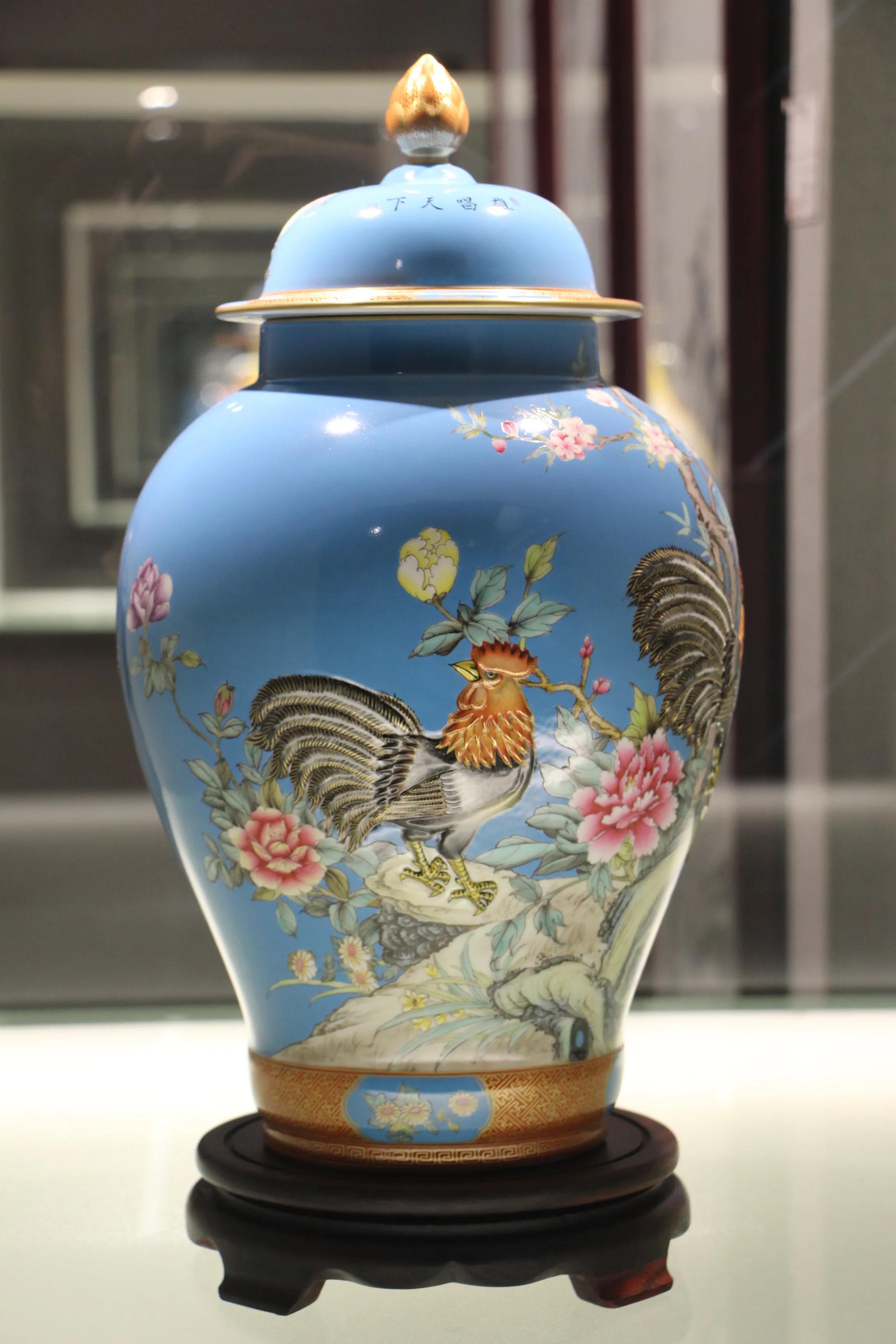 享受阳光-醉爱收藏文化的著名企业家许末兴