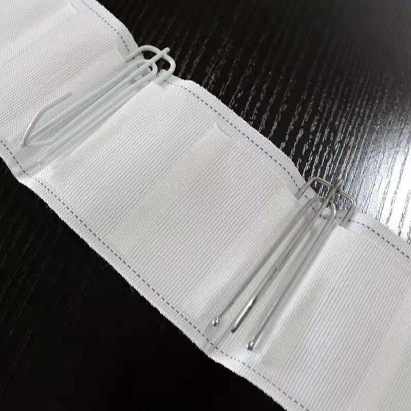 新房装修不要装窗帘了费钱又难看,家里装修窗帘好难选择呀