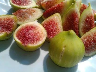 这4种水果营养丰富,这4种水果吃着不甜但含糖量很高