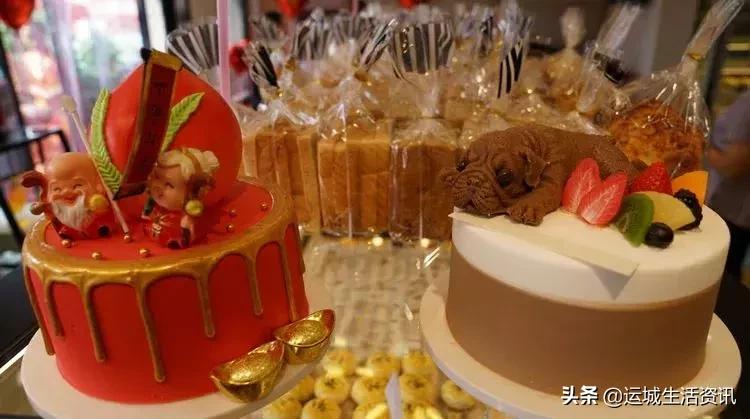 市民排队免费吃蛋糕：运城天鹅湾“生日颂烘焙”开业大酬宾