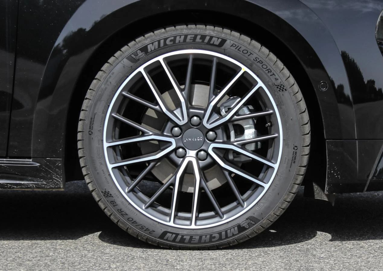 2022款领克02hatchback,领克02hatchback和奥迪a3