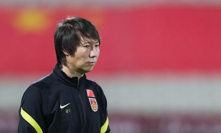 13分A组第一,穿1年前破球衣,没奖金!伊朗队更像“没家的孩子”