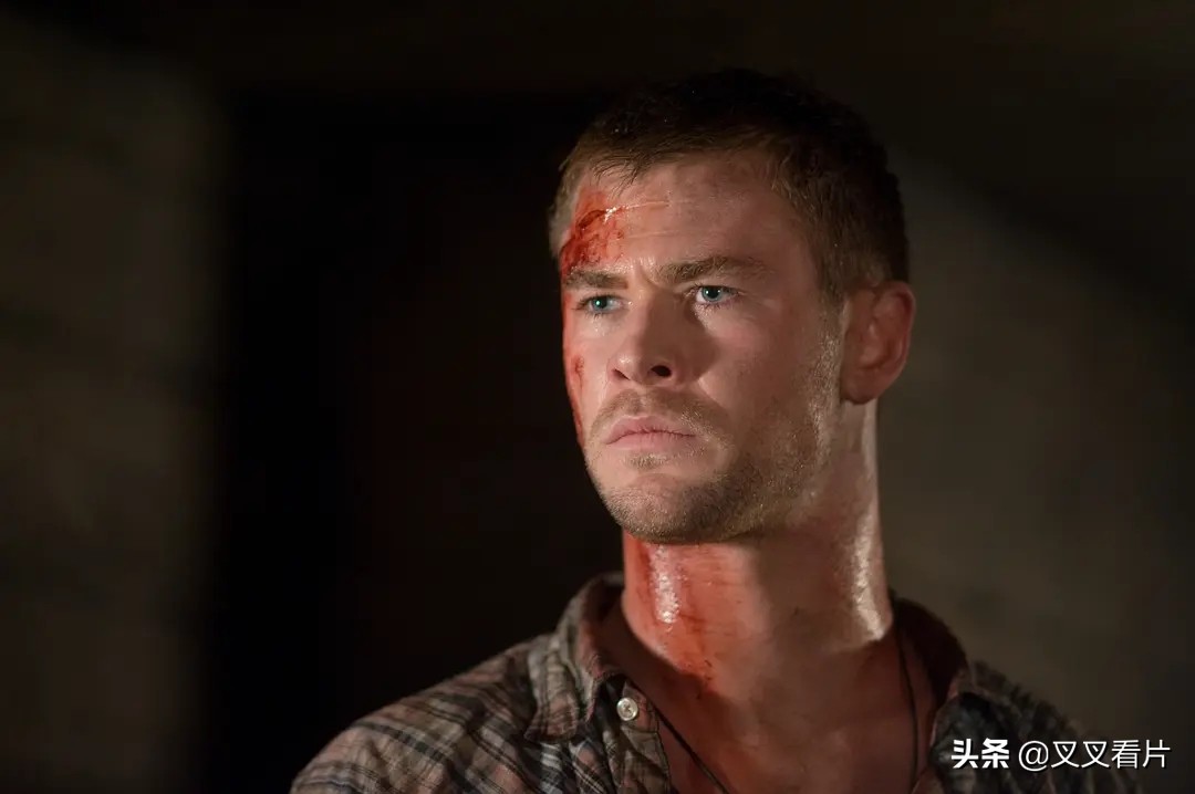 《鬼片逃生大全》:4招教你搞定《咒怨》《山村老尸》里的恶鬼