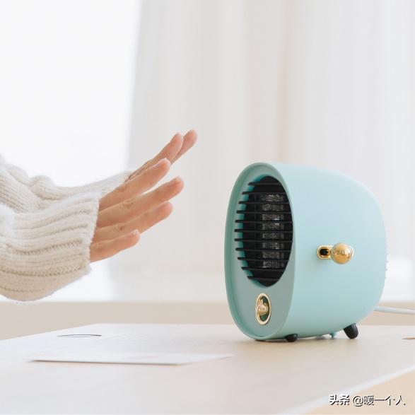 冬天取暖小型暖风机,冬天暖风机取暖神器房间