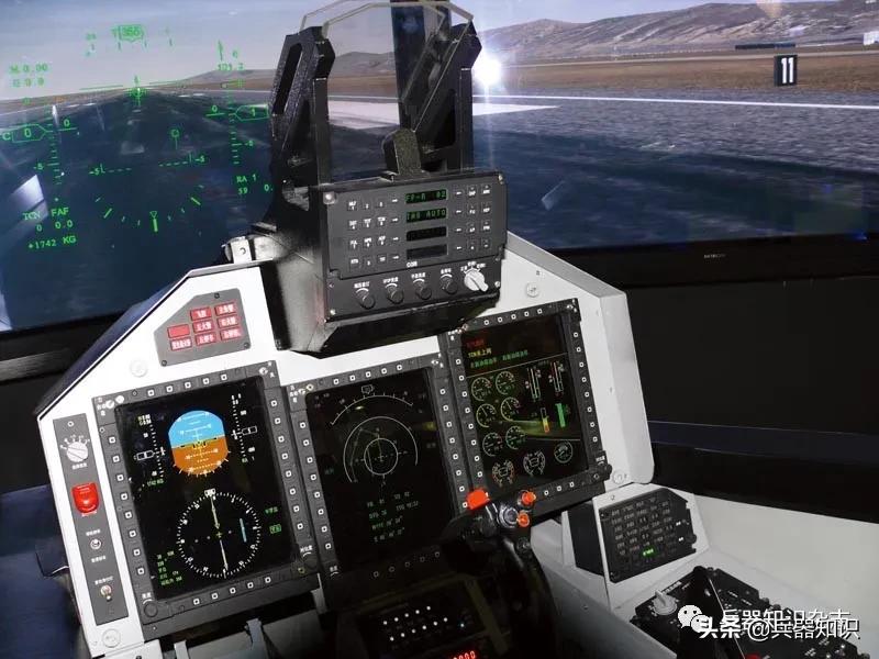 新一代高教机大比拼