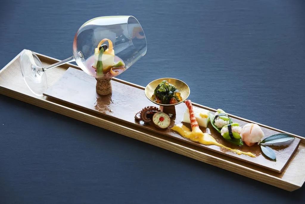 PEACOCK|爱是一千件与孔雀蓝有关的小事