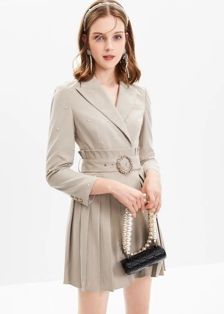 996女生穿搭,996的女生