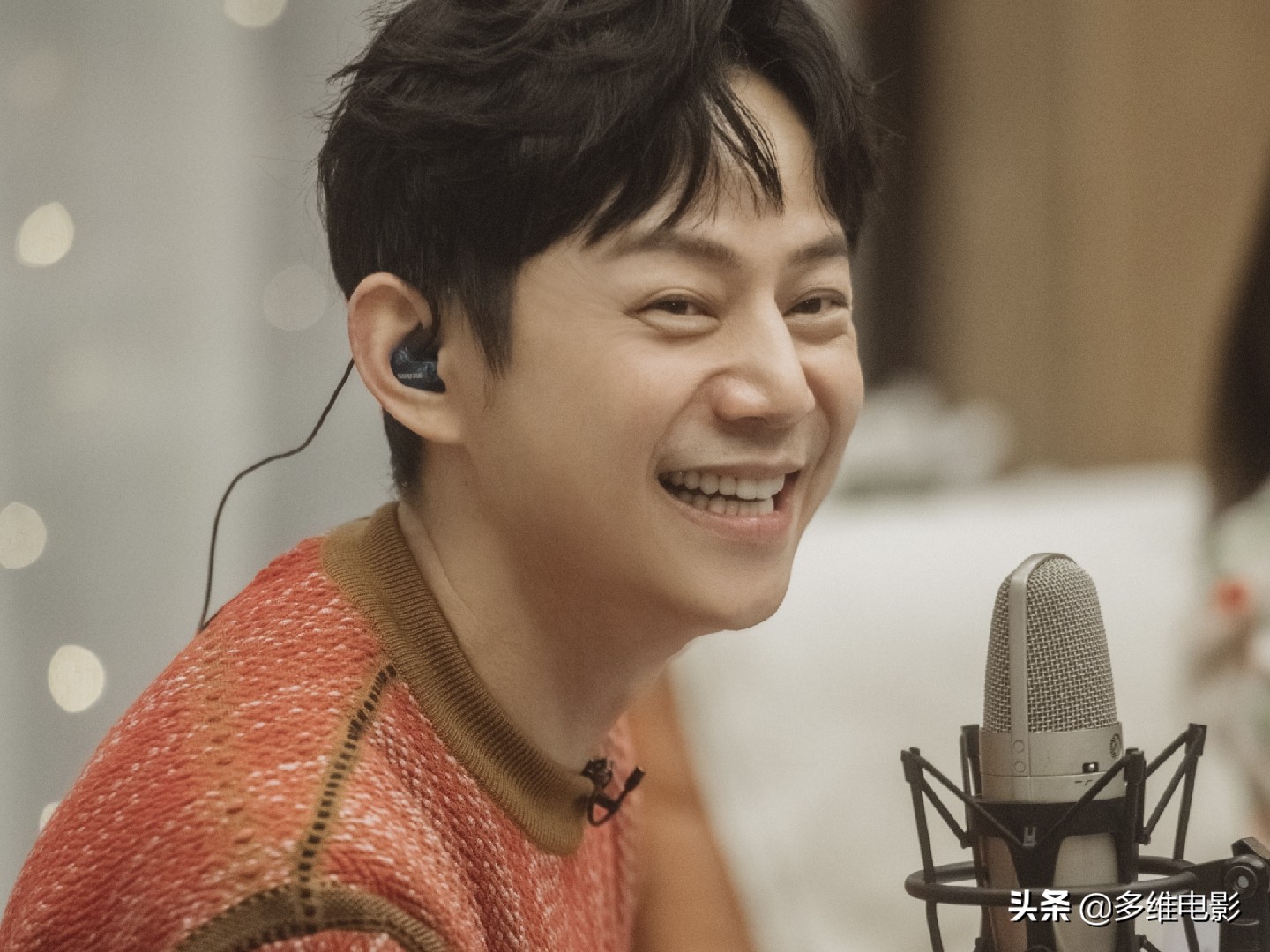 易烊千玺写给谢娜的信,朋友请听好易烊千玺写给谢娜的诗