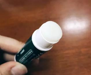 十款好用的润唇膏推荐女生,好用的润唇膏大干唇