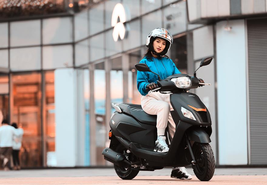 五羊本田最新款小踏板,五羊本田小踏板最新款