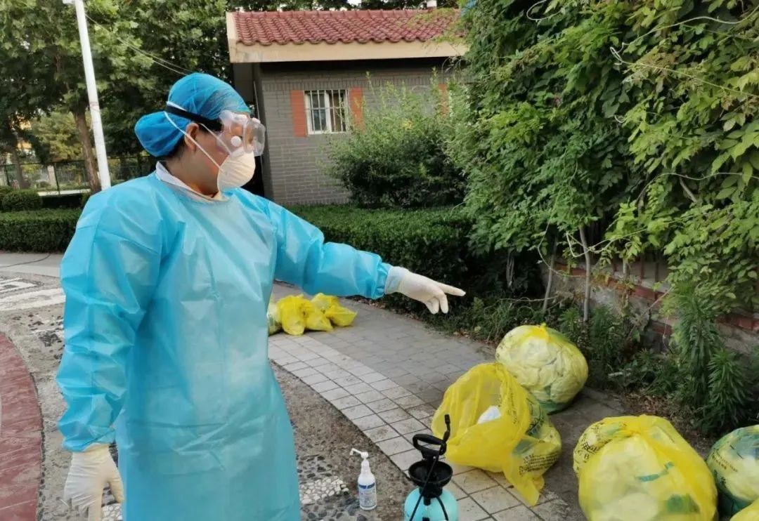 西罗园社区卫生服务中心:*党**旗飘飘——基层风采(支部篇)