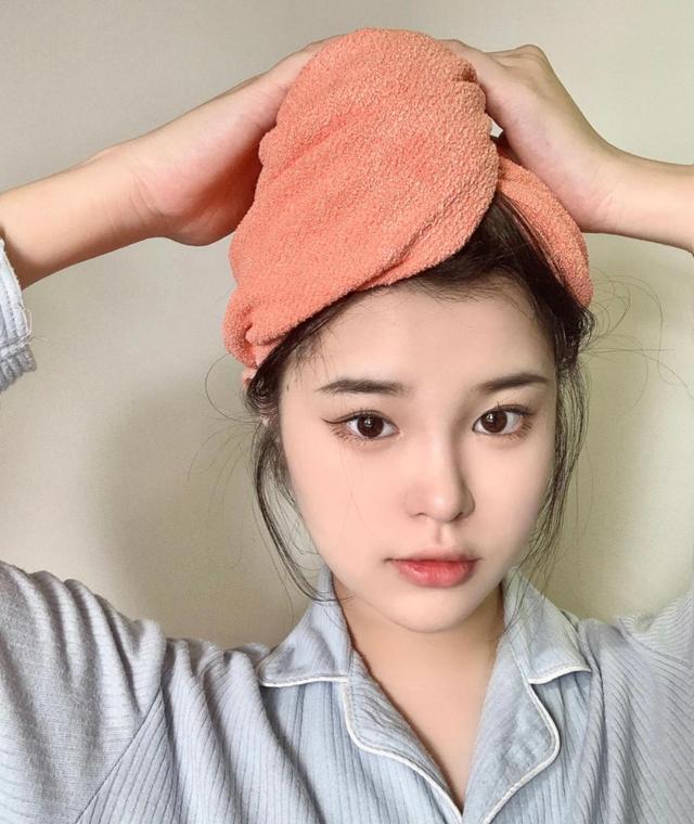 发质毛躁怎么护理,发尾干枯怎么洗头