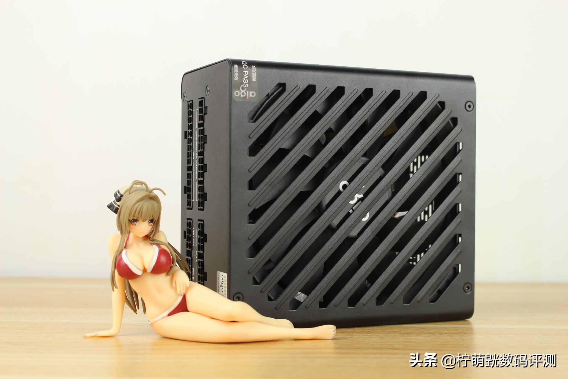 爱国者es650电源拆机,爱国者es650黑和白区别