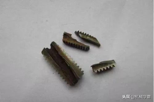 钻头断了丝锥没断什么原因,丝锥钻头断在孔里怎么弄出来