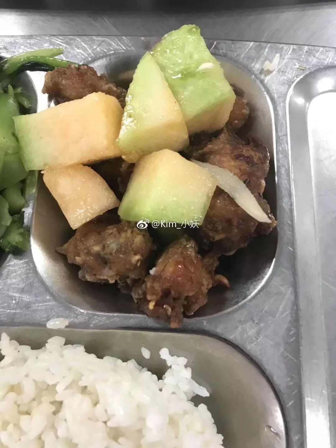 大学食堂最火烤鸭饭,天津学校烤鸭