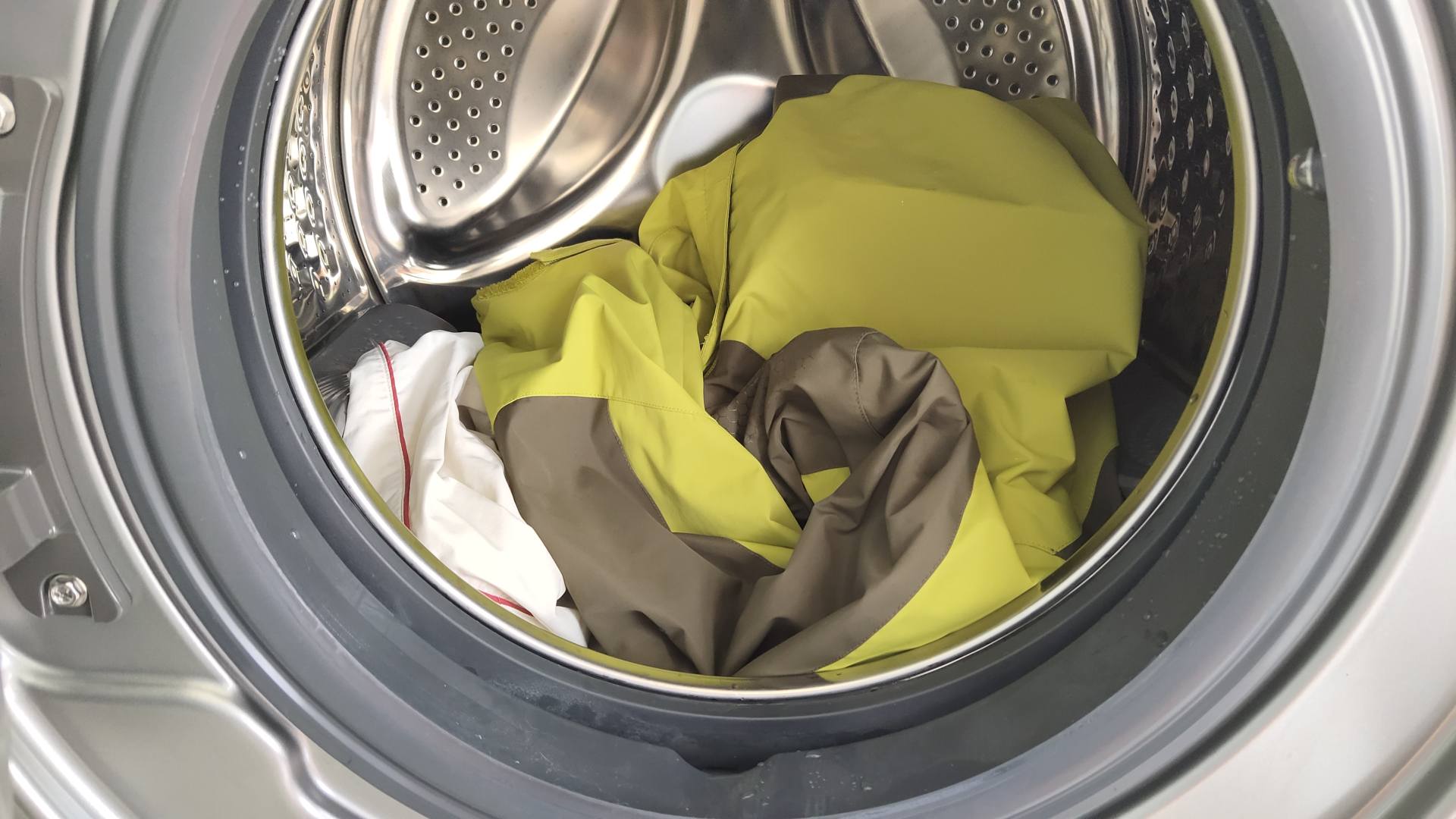 传说中的洗烘套装有那么好吗?春夏秋冬衣物都试过后,有了答案