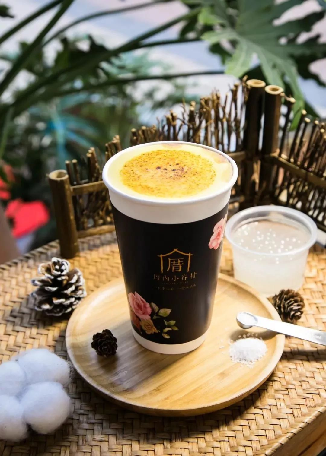 会喷火的“炙烤奶茶”来台州了，敲碎了更好喝！