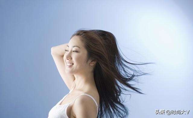 头发干瘪萎缩,头发瘪塌