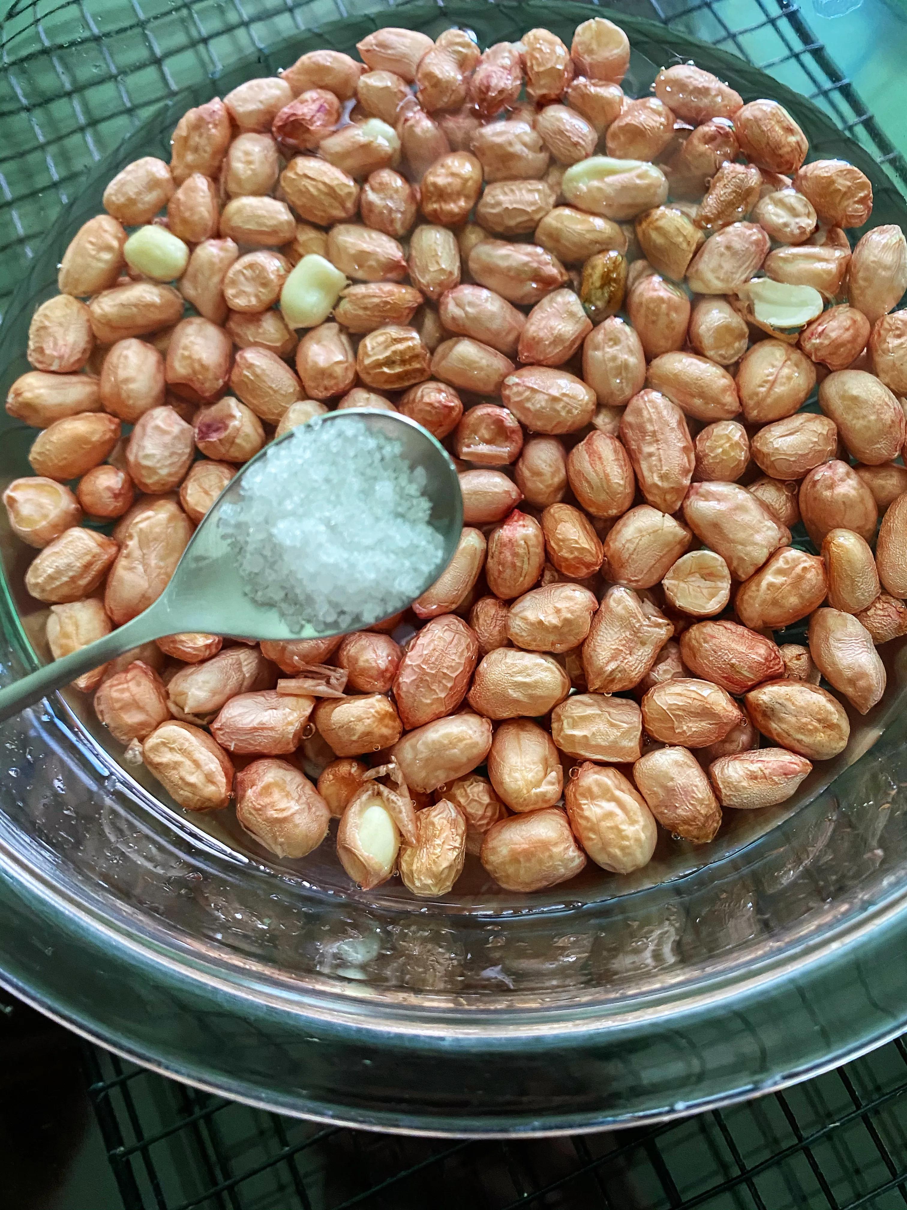 话梅花生家常做法,话梅花生米做法