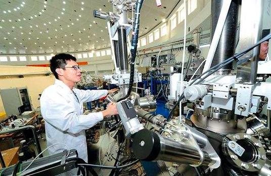 远超美国，中国成化学第一大国，高质量论文超日韩印三国之和