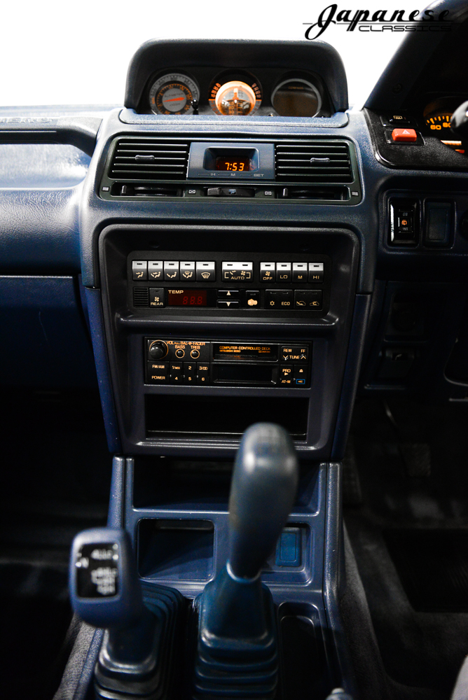 国外91年二手三菱帕杰罗标配电子悬挂20年前就能调整驾驶模式