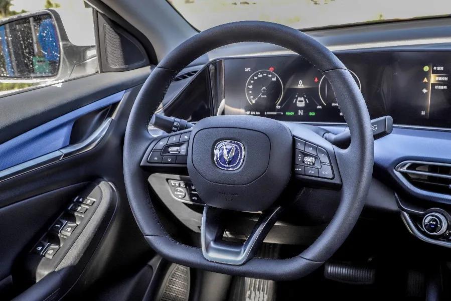 长安逸动ev试驾视频,长安逸动ev纯电动车质量怎么样