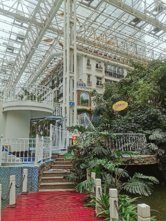 空中花园带儿童乐园,空中花园超大游乐街区